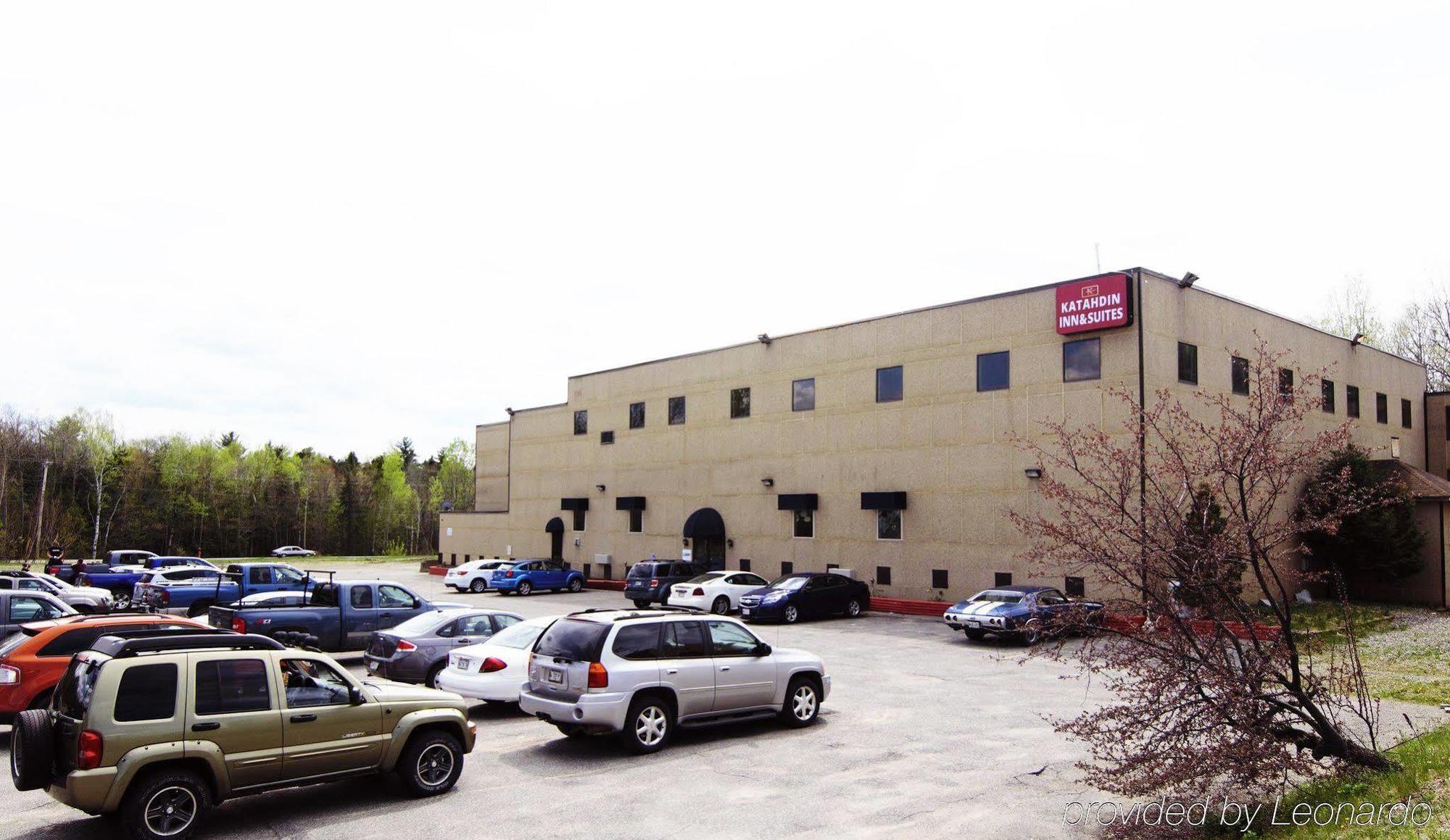 Katahdin Inn & Suites Millinocket Экстерьер фото